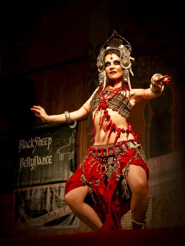 Moria Chappell Tribal Fusion Bellydance Superstar - Temple Dance