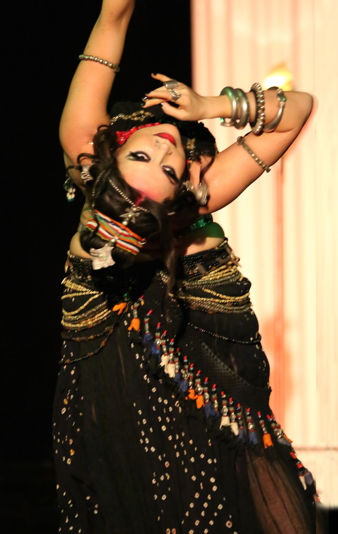 Moria Chappell Tribal Fusion Bellydance Superstar - Tribal Fusion